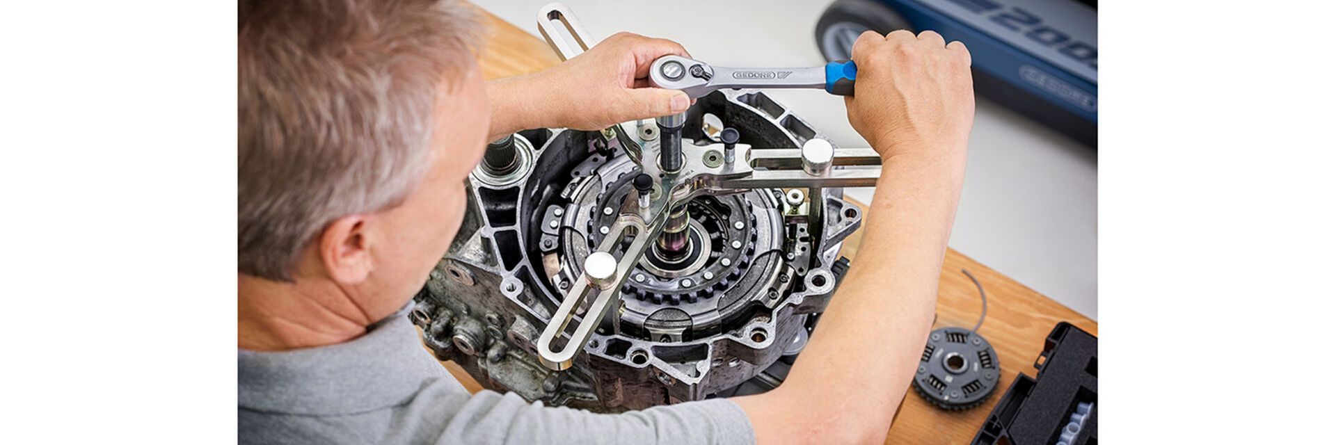 Dry double clutch tools: the Schaeffler range